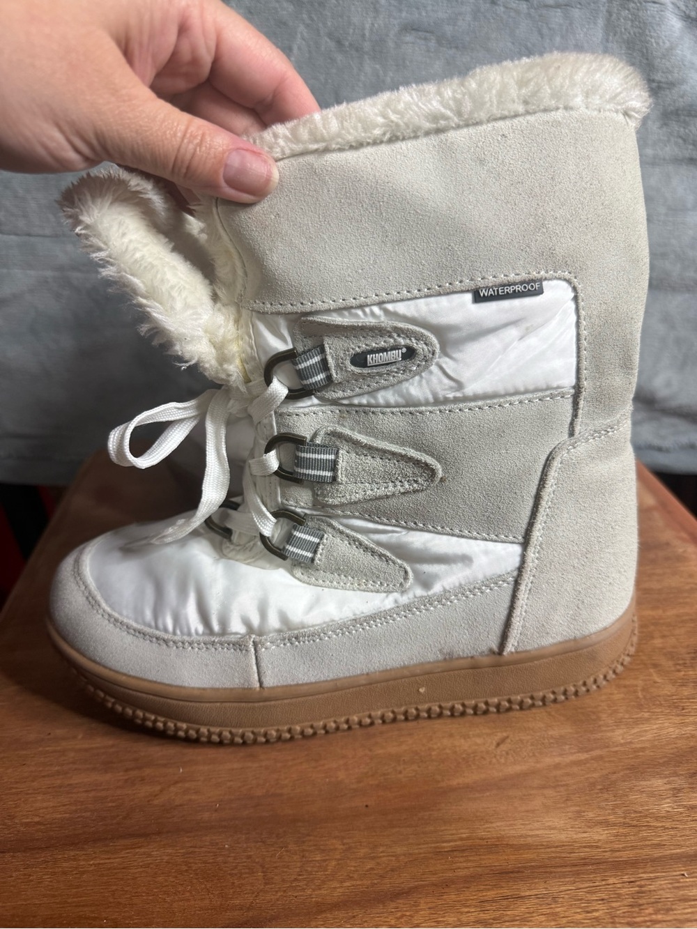 Khombu Waterproof Winter Snow Boots - Light Gray & White